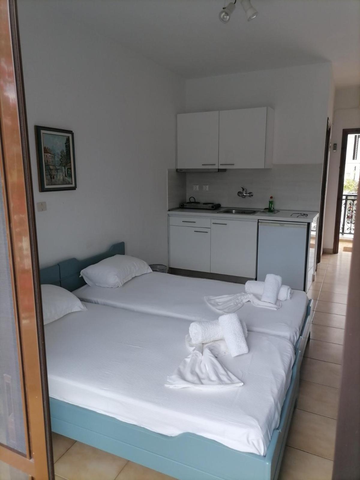 Villa Virozi Sarti Habitación foto